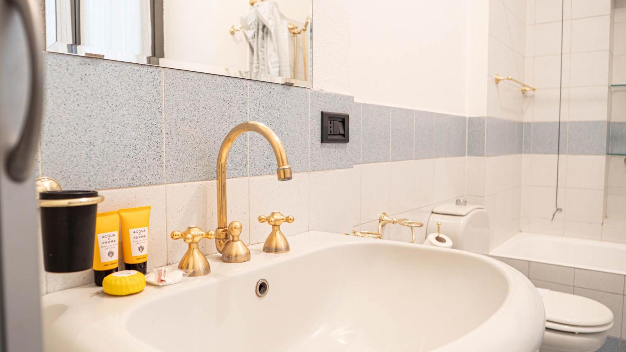 Appartamento Superhouse Piazza Duomo Area 米兰 外观 照片
